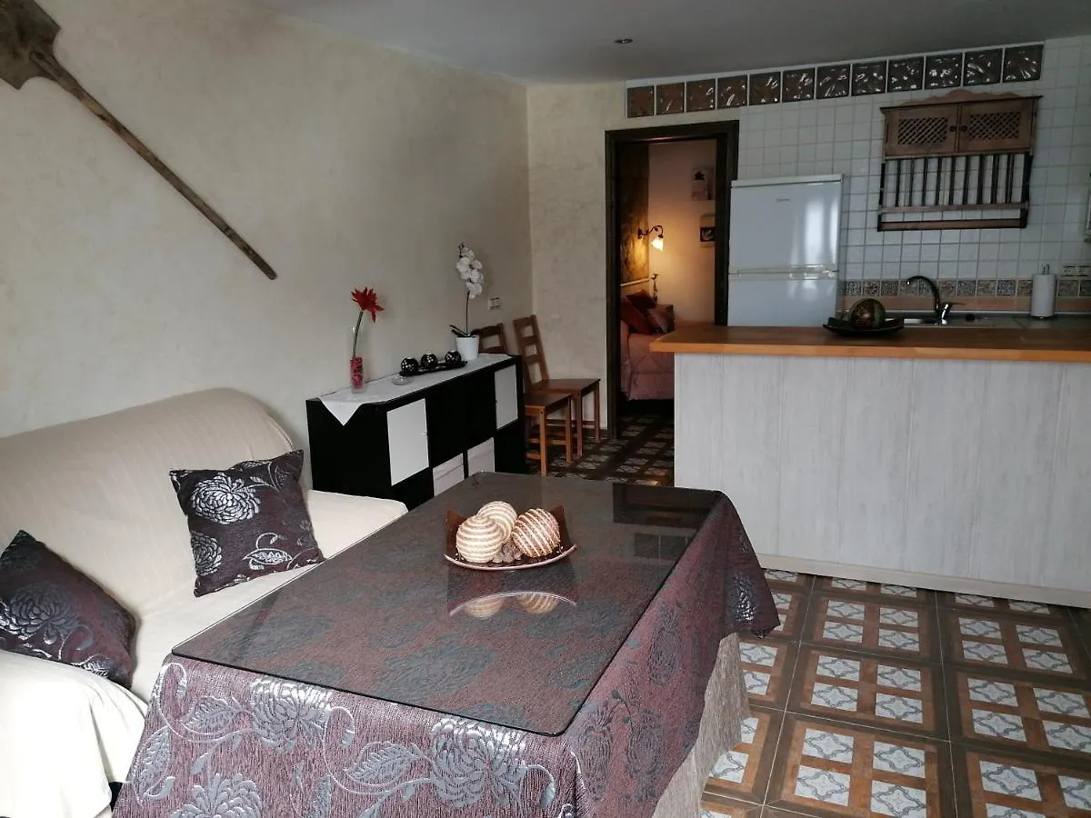 La Casa De Abajo Guest House Setenil De Las Bodegas Spain